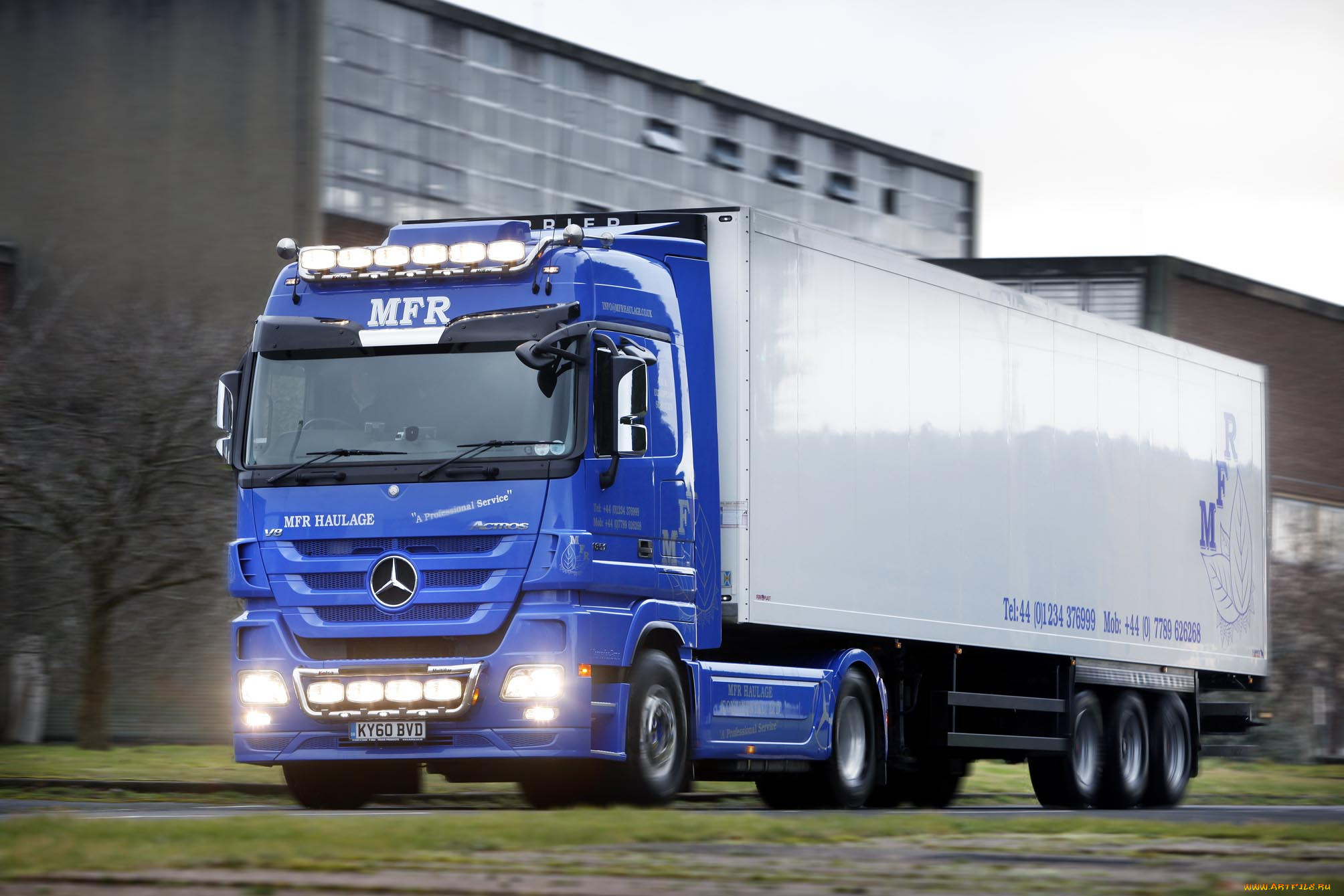 , mercedes, trucks